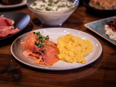 Røkelaks med eggerøre